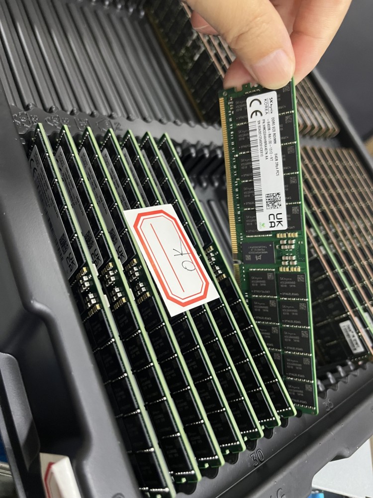 Серверная память 64GB DDR5 ECC RDIMM